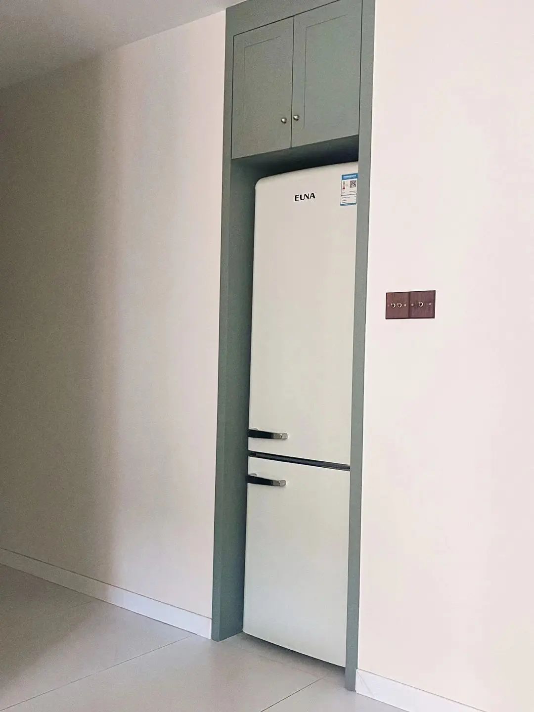 亏本出售，绿地香格里拉，电梯洋房，边户，3开间朝南，带衣帽间，证满二