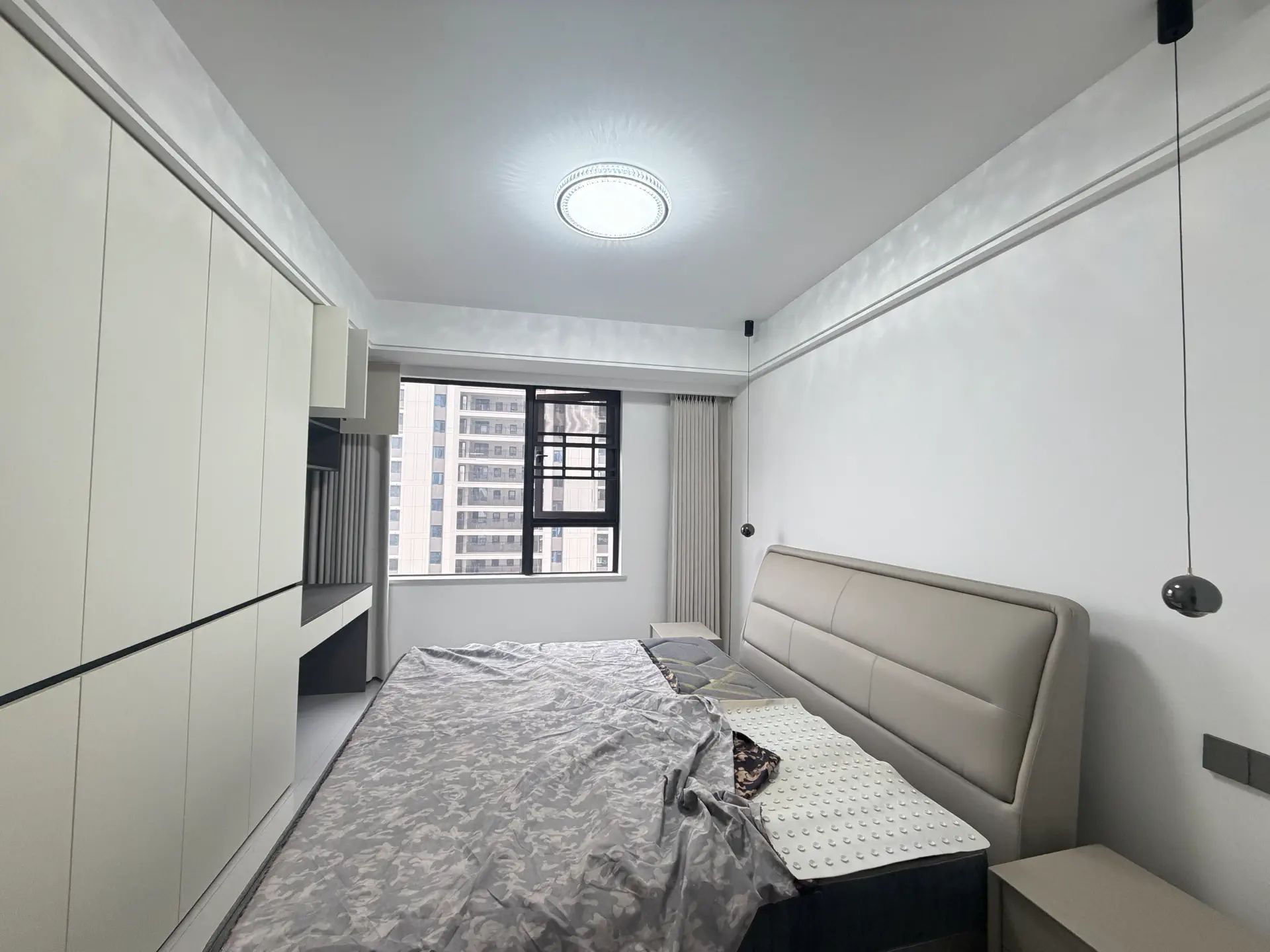 城南，吾悦华府，现房，精装房3房2卫，一天未住，4月份满二，好楼层