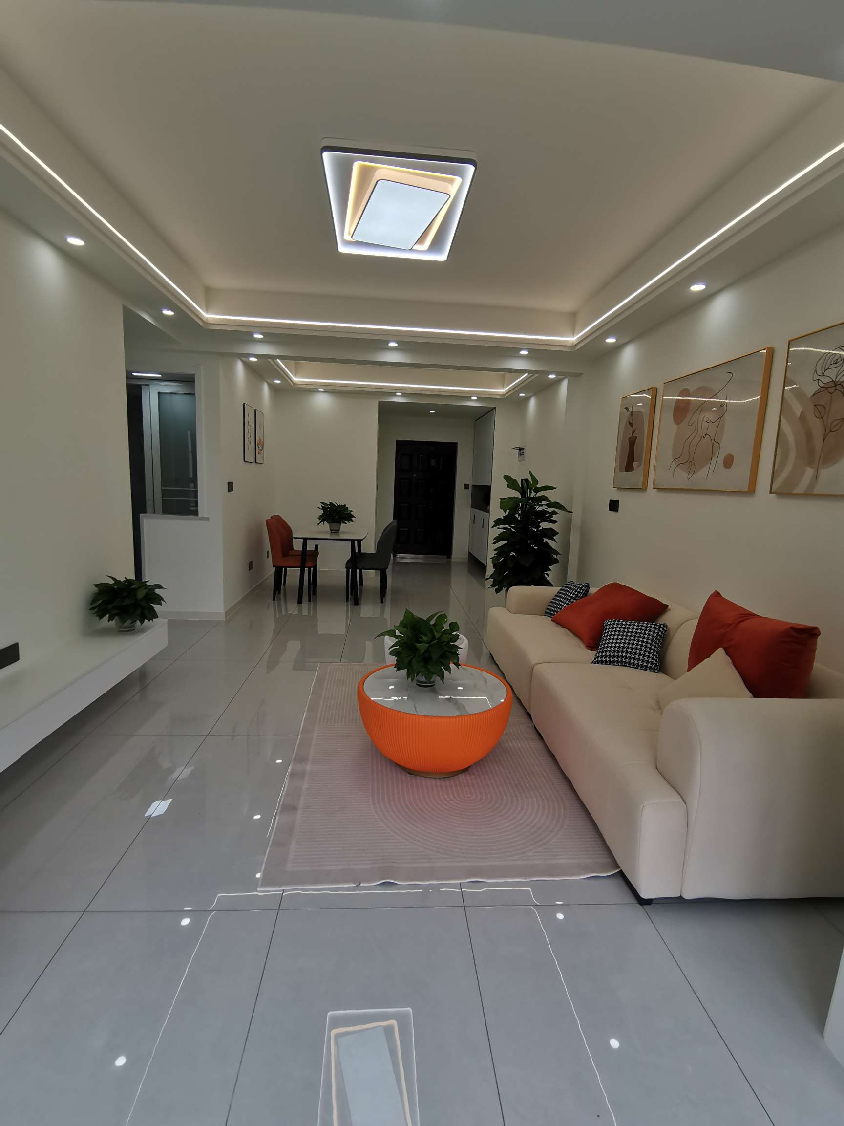 全新装修拎包入住紫润尚城