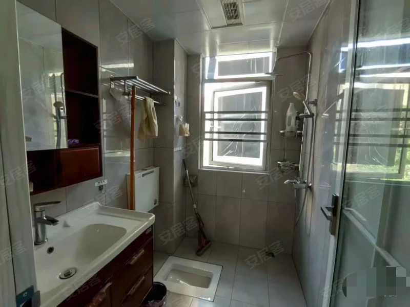 捡漏，时代天骄，精装电梯房，单价3700，大边户，小高层，采光好