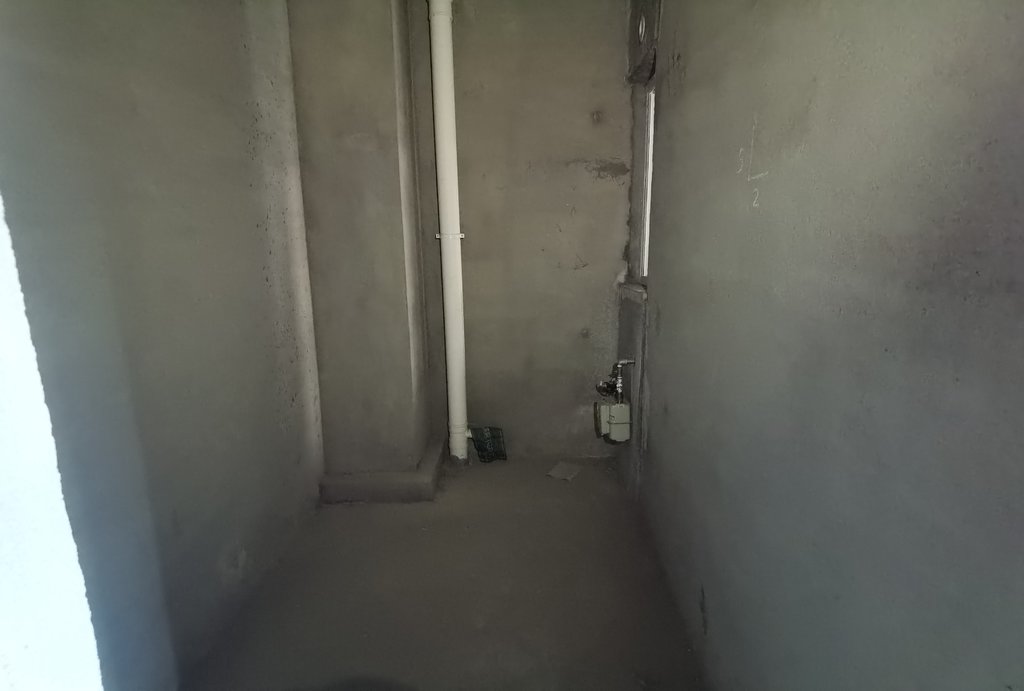 满庭春毛坯两房中间楼层户型方正看房方便