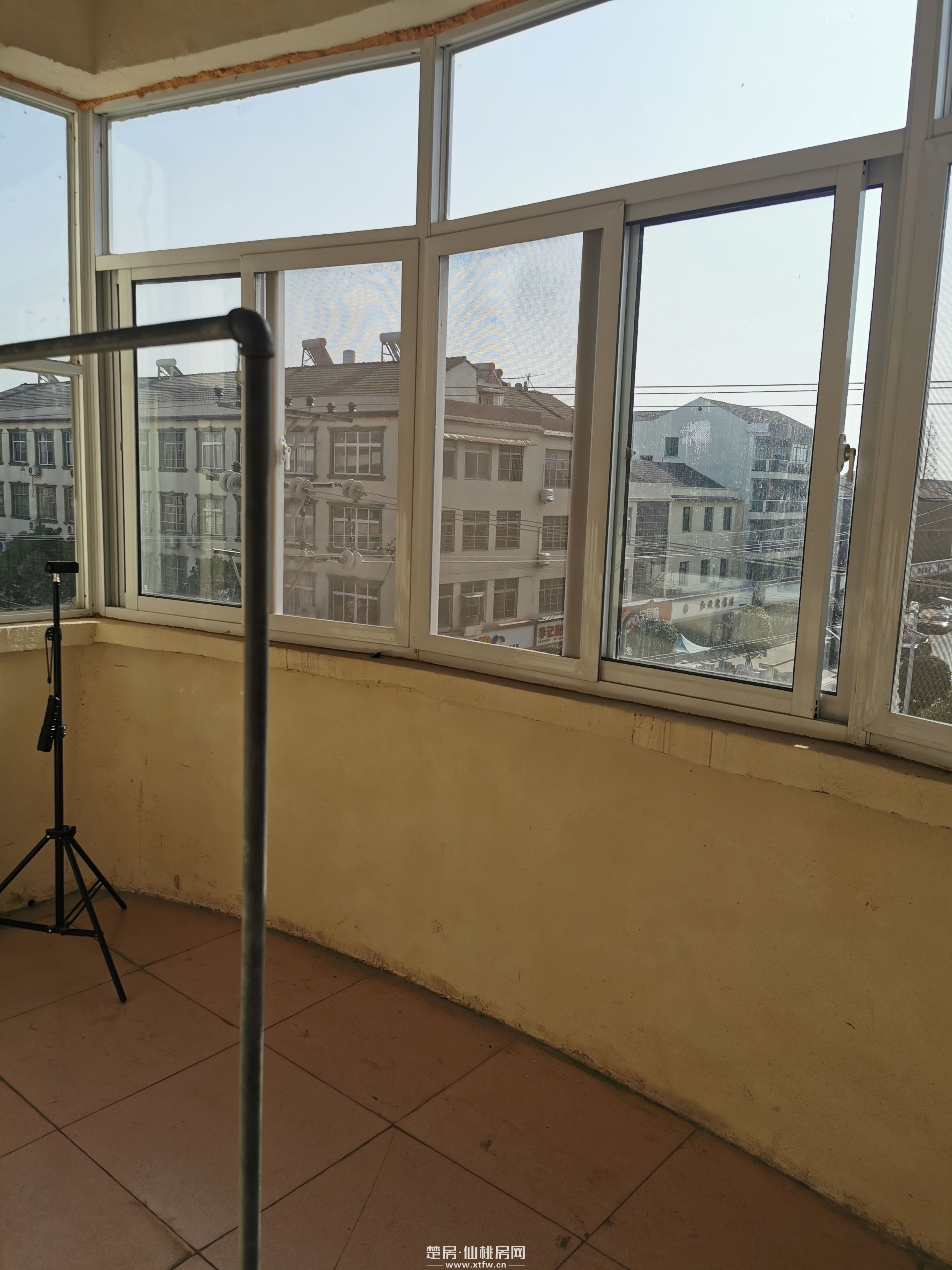 剅河镇剅河大道供销社住宅楼3房2厅南北通透带装修好房出售18972176346豆河镇