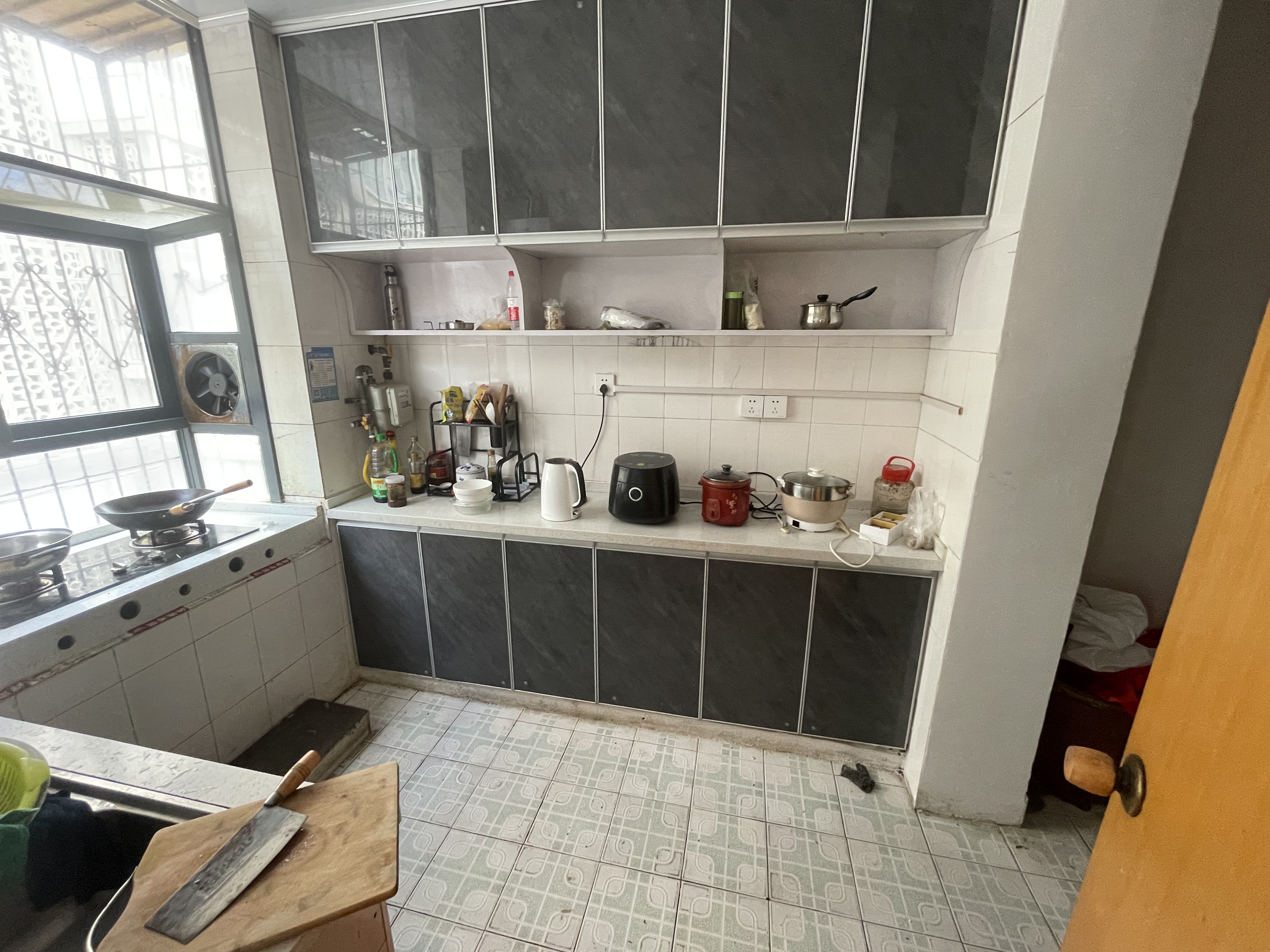 老民政局宿舍老三中巷子三房朝南多大阳台采光好