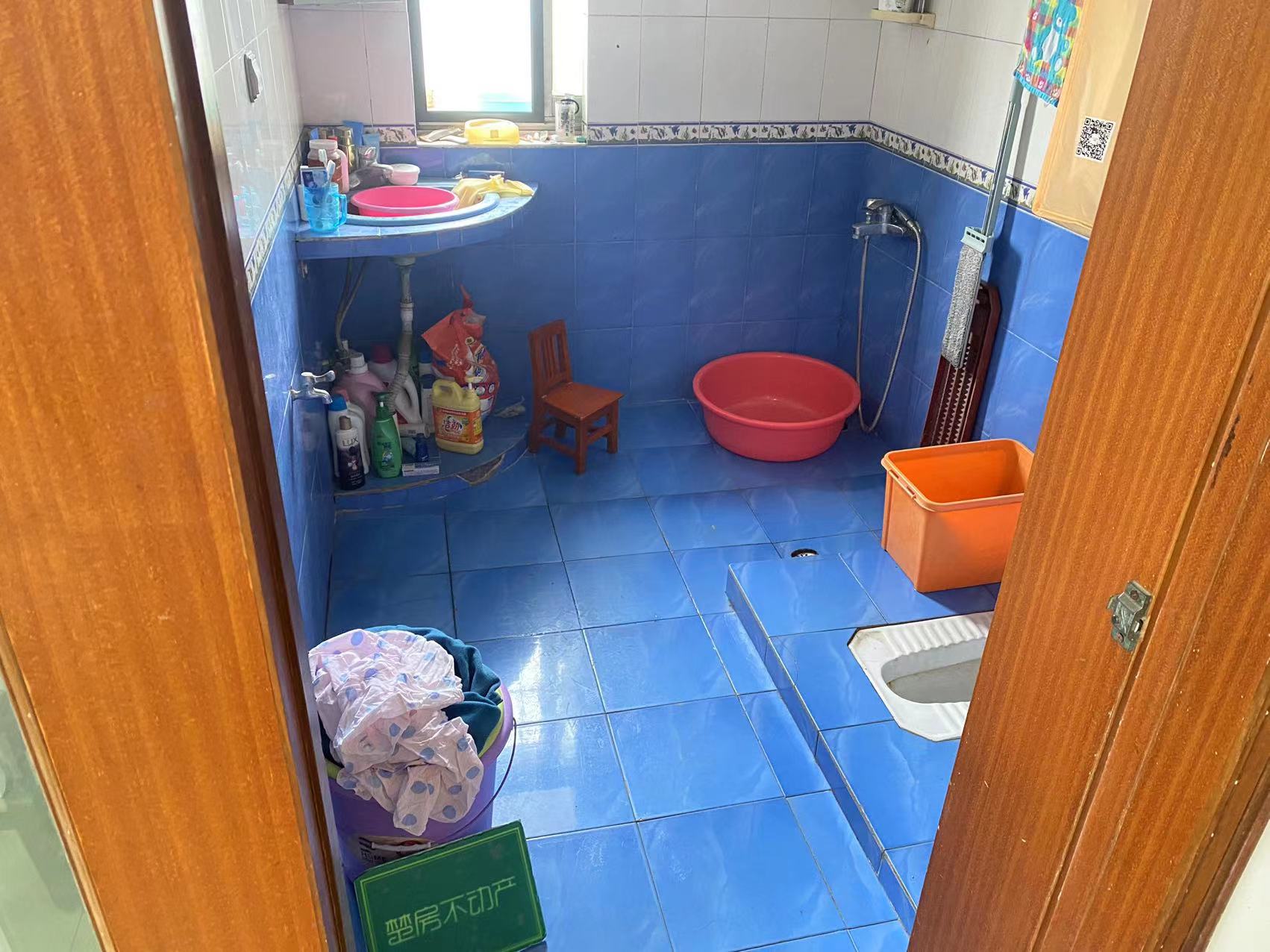 复州花园精装大三房周边配套设施齐全采光好业主诚心出售