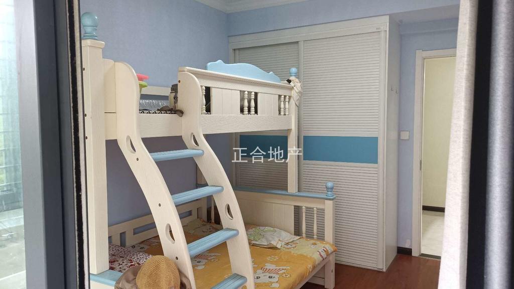 房东诚心出售，金域城邦，电梯精装3房，9成新，楼层好，满2年