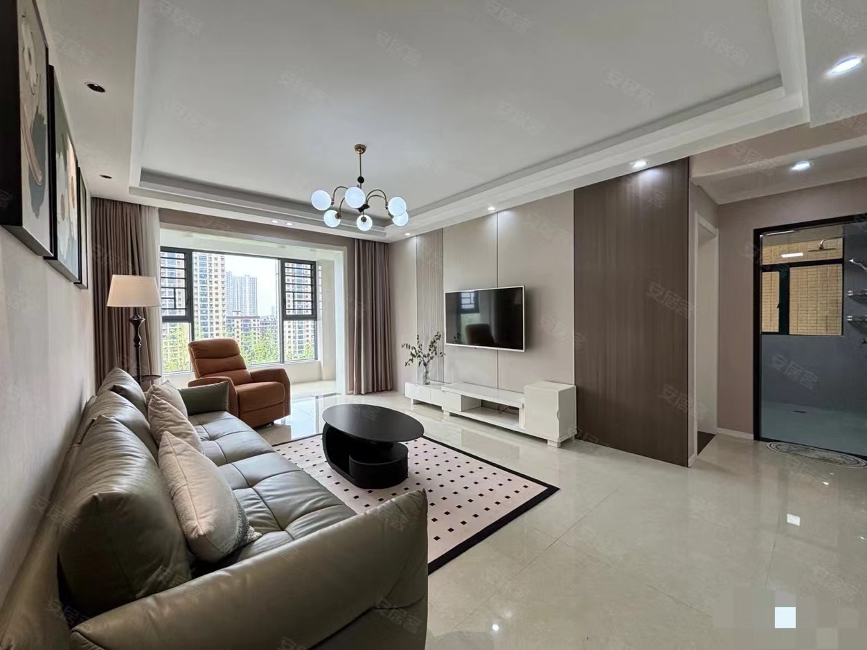 58，降价了，捡漏，新城壹号洋房 ， 精装3房 ，证满二 ，品牌装修，户型采光好