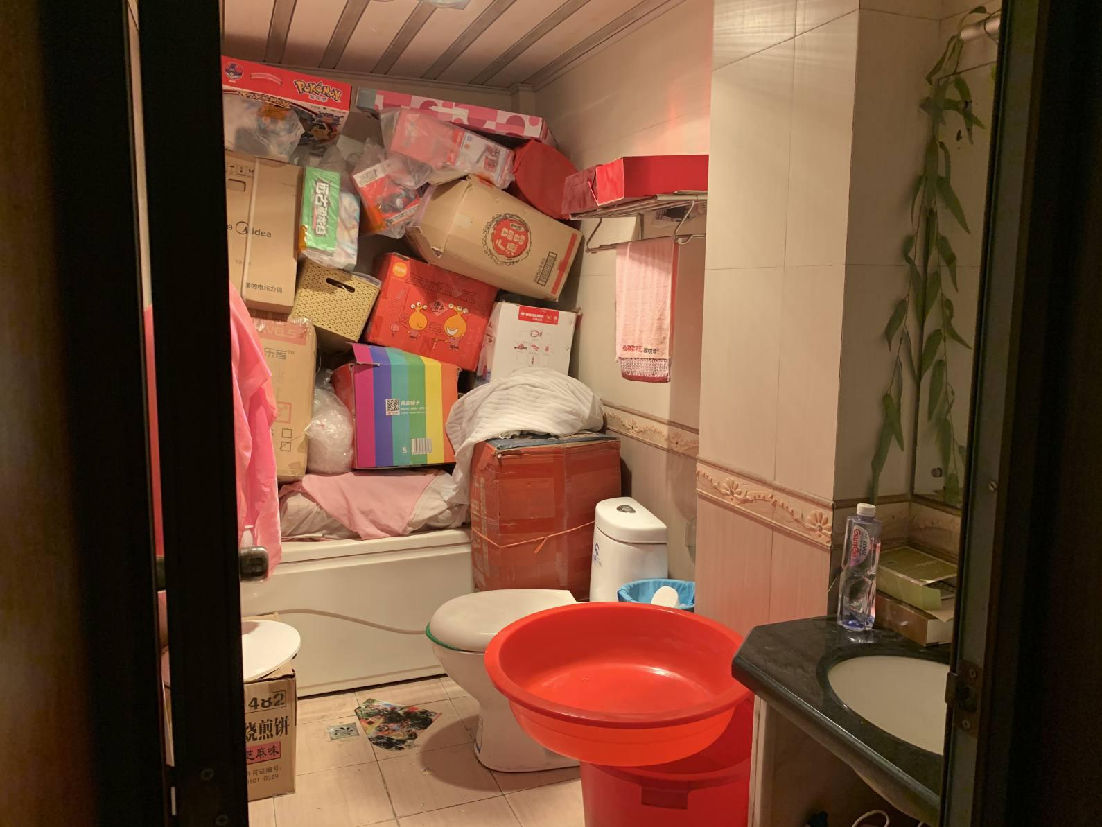 老三中附近粮仪小区证未下大户型急售