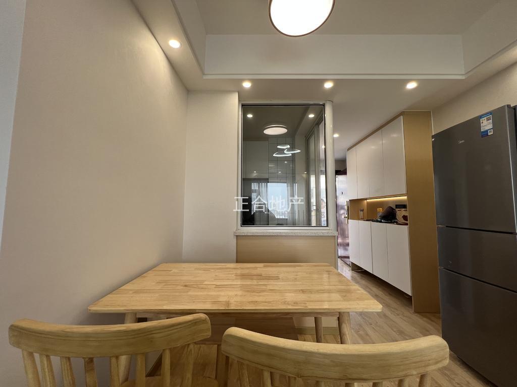 城南，沔阳天泽园，电梯小高层，凤凰楼，精装二房，证满二