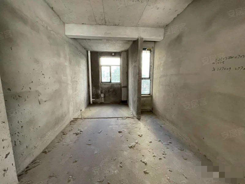 捡漏，​城南，新城壹号五期，电梯花园洋房，小高层，好楼层采光好，580单价，​证件满二