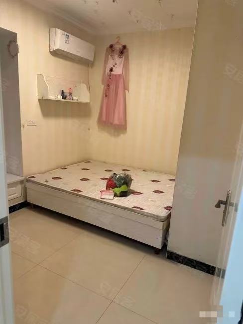 430，捡漏，福星城，精装修大两房，双阳台，单价3700，急售，拎包入住，证满二