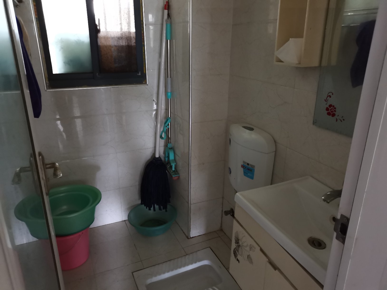 仙桃中学旁边金城馨苑