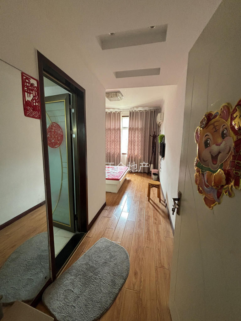 紫金城装修三房证满二电梯房手付低月供少