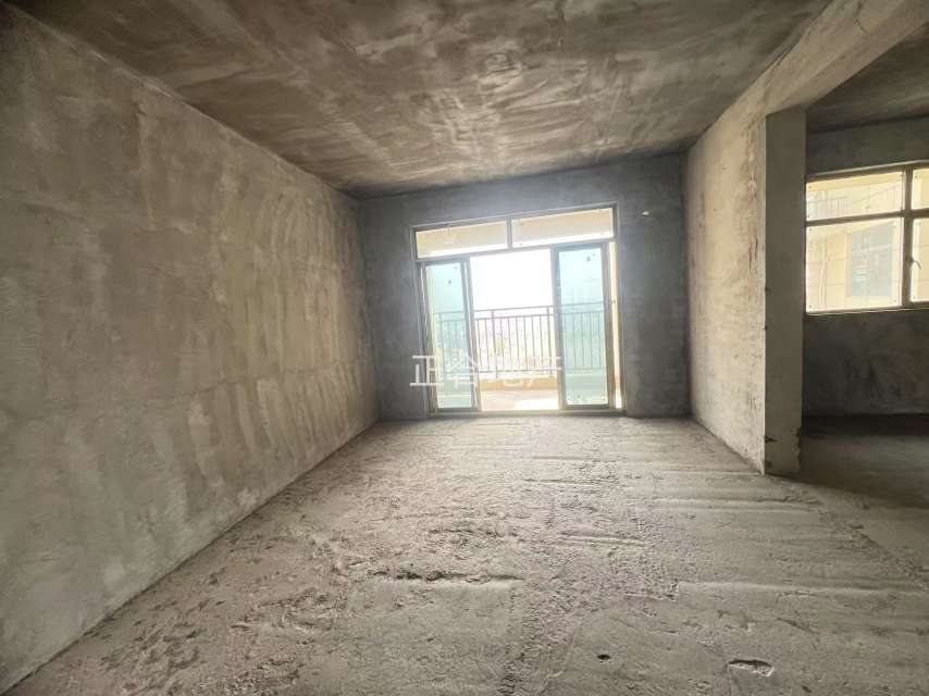 捡漏，城南，沔阳清华园，电梯小高层，毛坯3房2卫，东边户，单价5700+，双阳台，证满二