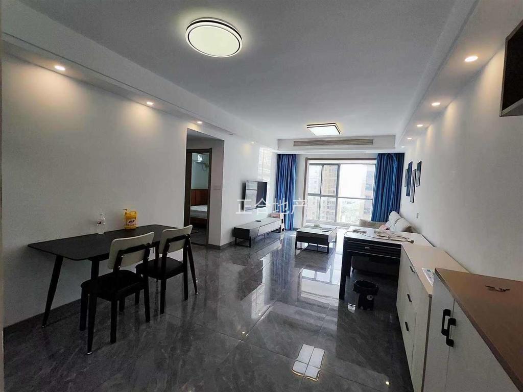 降价了，诚心一口价，城南，森林国际翡冷翠，电梯好楼层，精装三房二卫，下楼就是新二中二小，