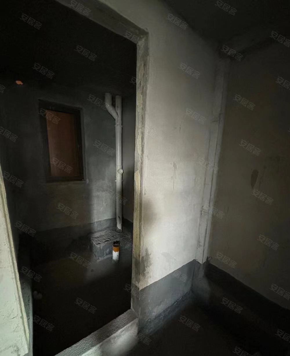 58，荣怀小高层，单价4688，一手网签，没有过户费，可享受补贴