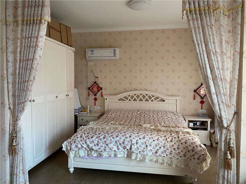 城市星座精装一房一厅家电家具齐全拎包入住