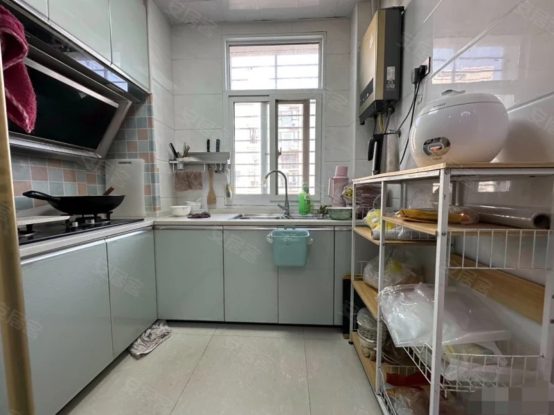 274，捡漏，城南新城壹号对面，刘口花苑，精装3房2卫，单价4200，电梯小高层