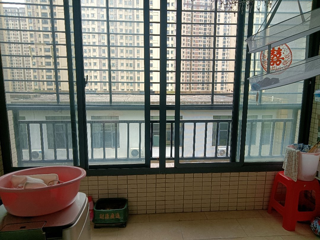 捡漏，和合国际城一期，精装四房两厅两卫，好楼层，亏本出售