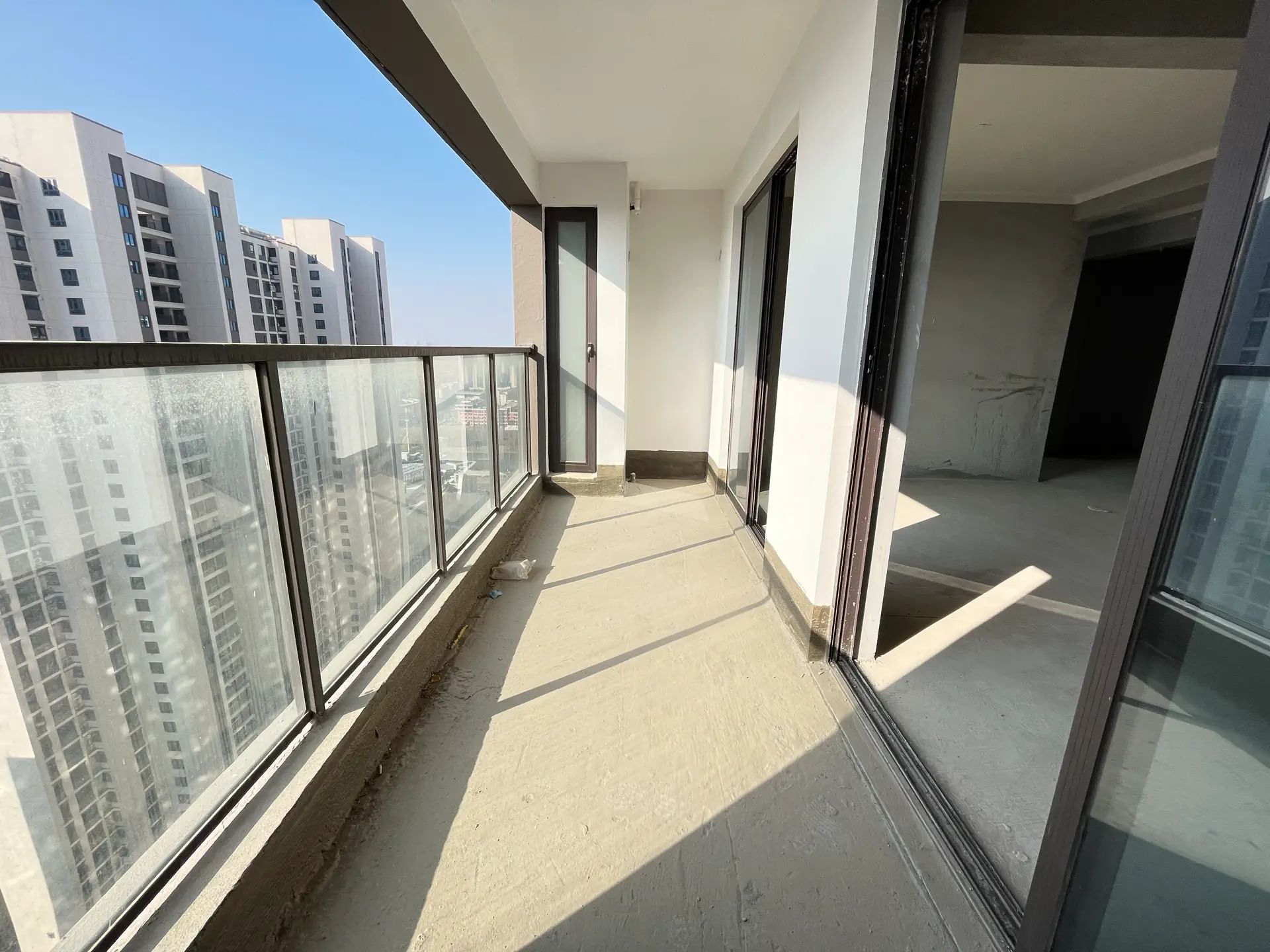 捡漏，城南，吾悦，毛坯三房，电梯好楼层，亏本出，