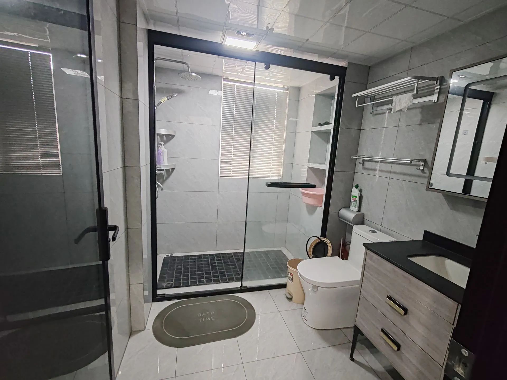 城南，沔阳．清华园，，精装3房2卫，洋房，拎包入住，证满二