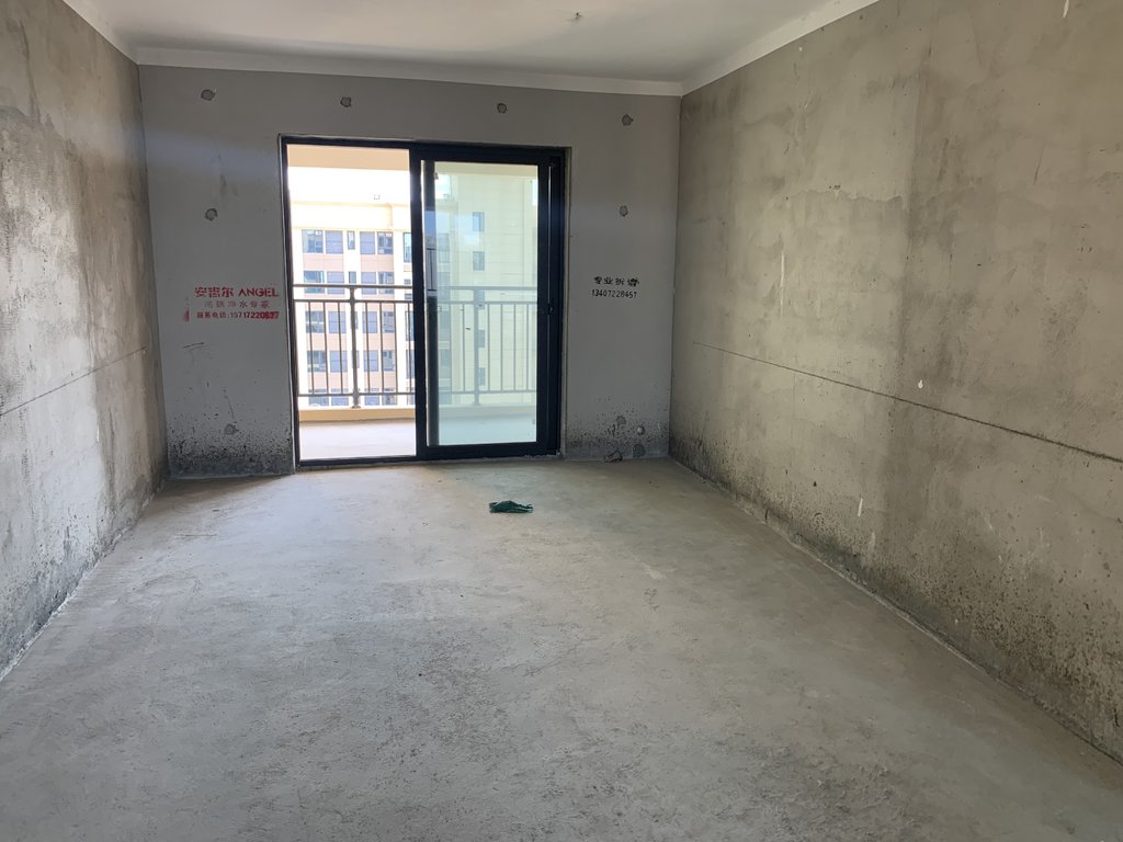 森林国际翡冷翠毛坯大三房南北双阳台喜欢就来