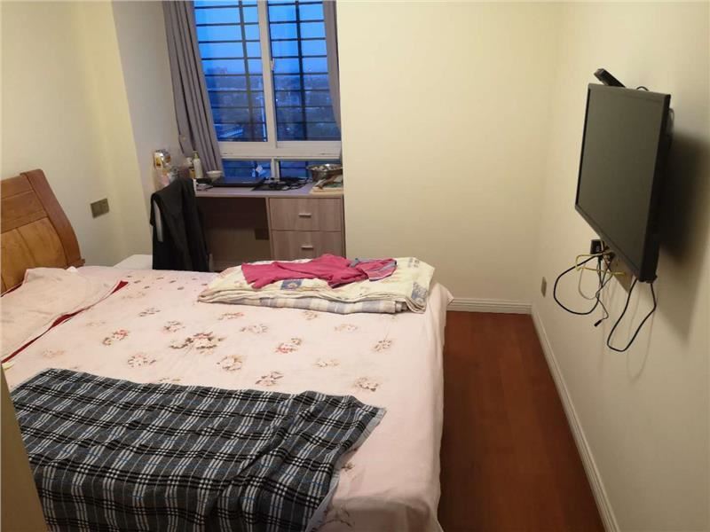 一中对面漫城林语二房，陪读的好房子，房东诚心出售