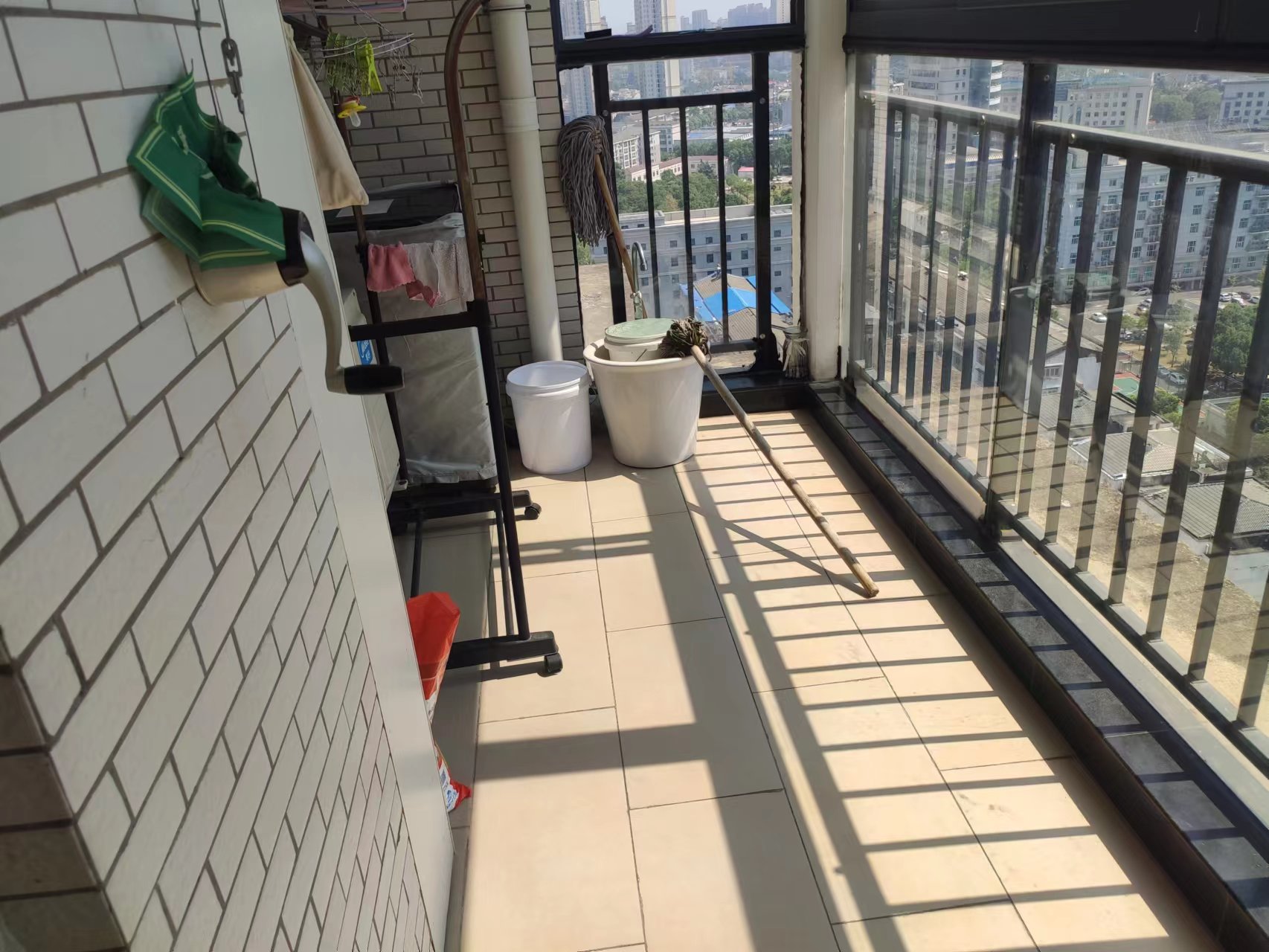 阳光田园国际送入户花园精装修三室两厅两卫满二证在手南北通透双阳台