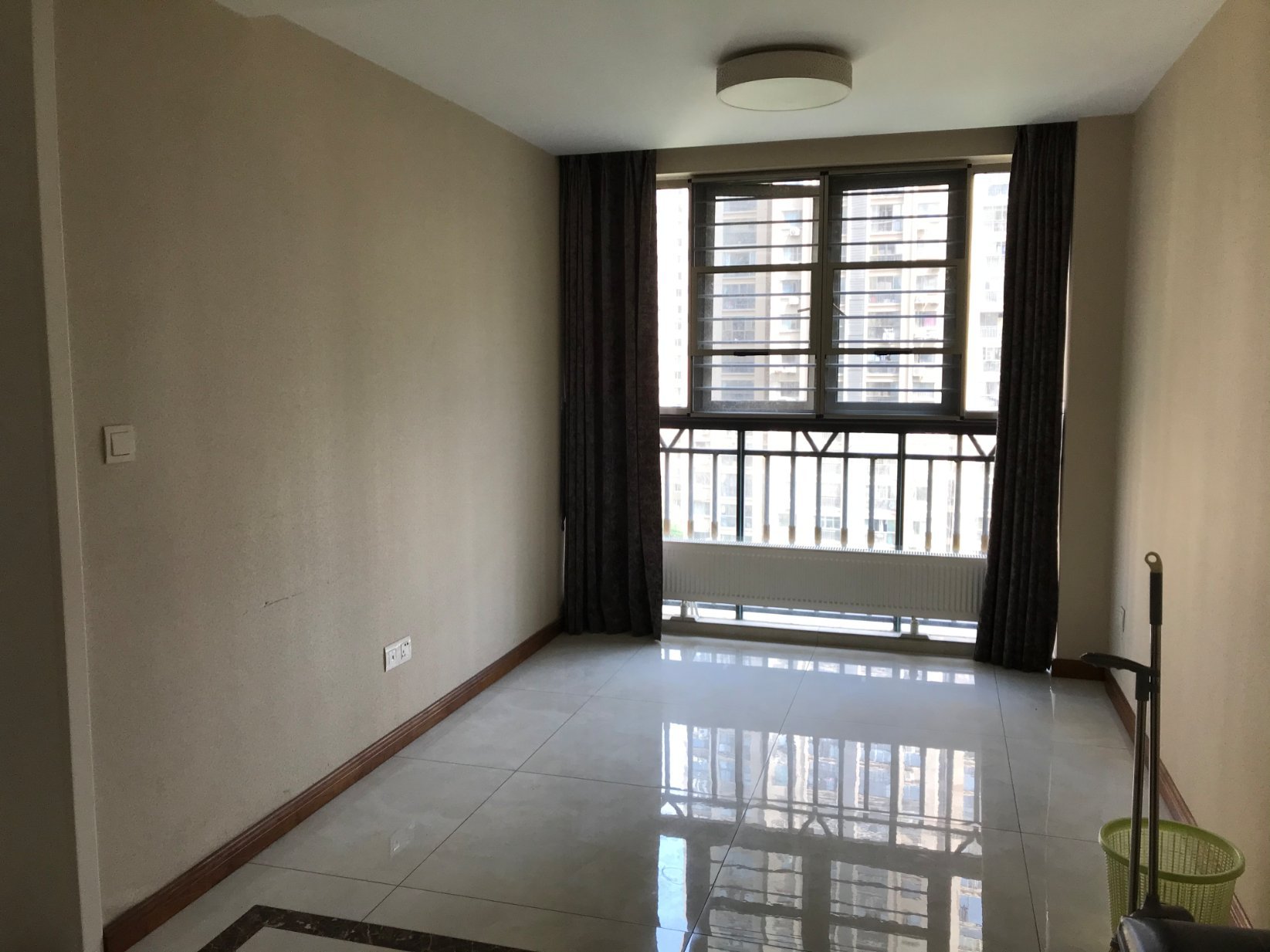 城西大盘锦绣江山豪装三房，好楼层，满二