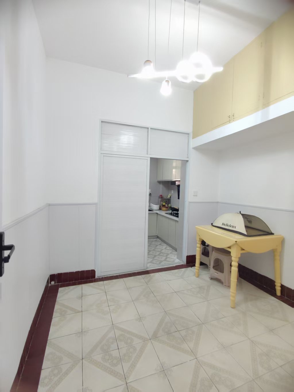 捡漏，商城旁，花园洋房，有私家花园，精装3房，