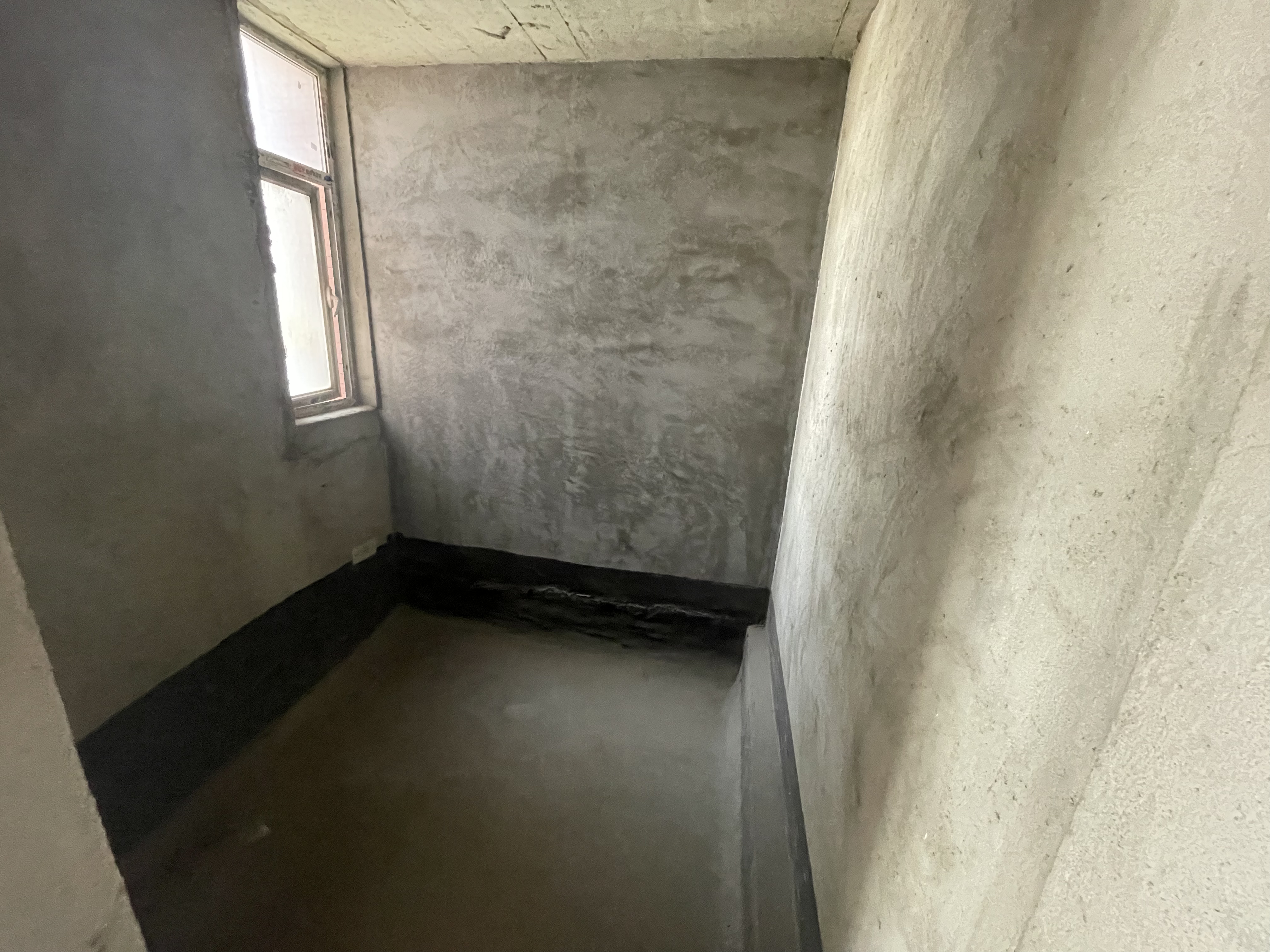 新街毛坯三房单价4000多城南证件满二