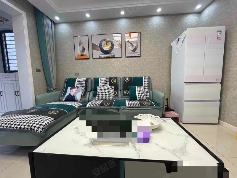 348，西桥旁，康湾一品，精装三房，9.9成新，证满二，诚心出售