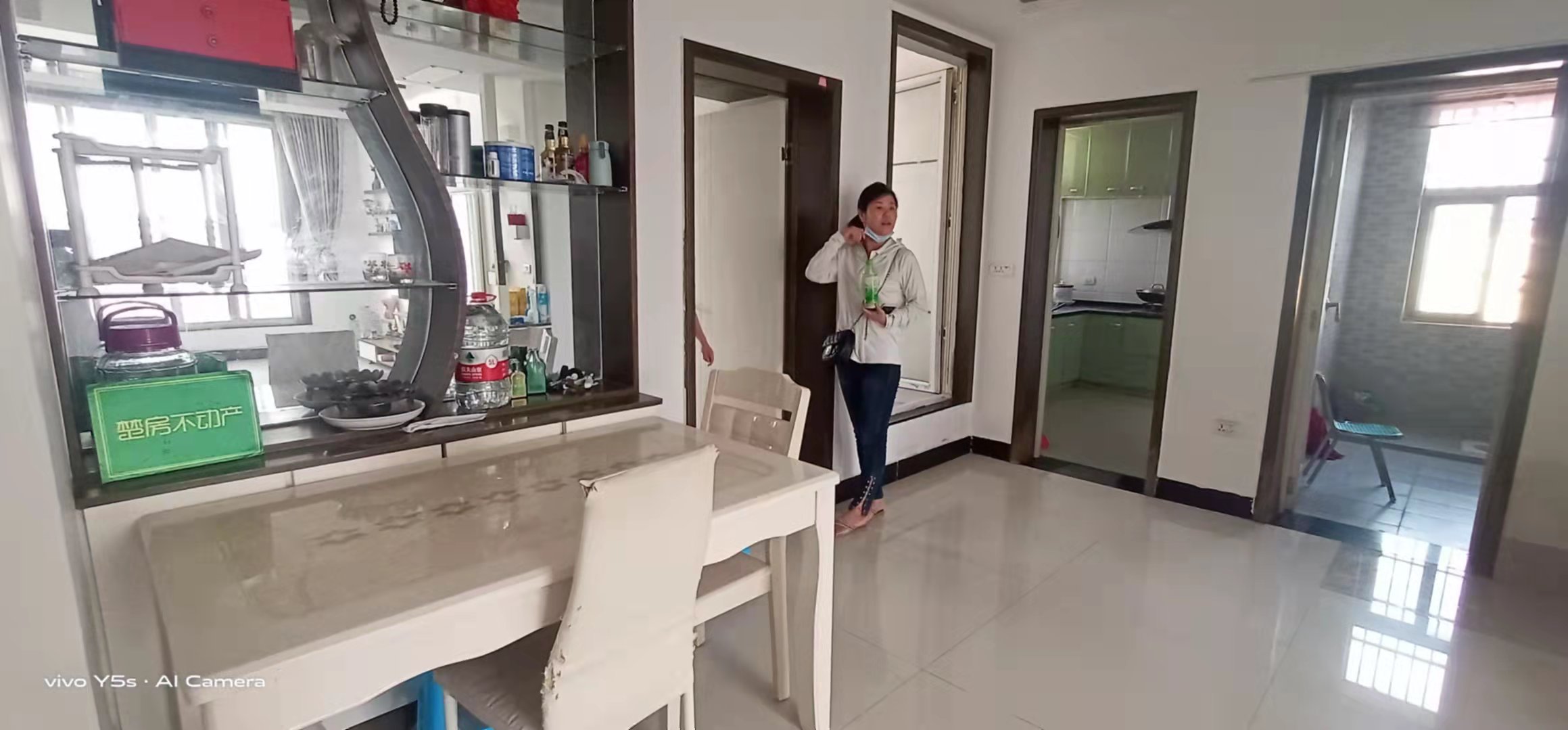 水岸人家精装三房，江景房，江滩公园旁，诚意出售