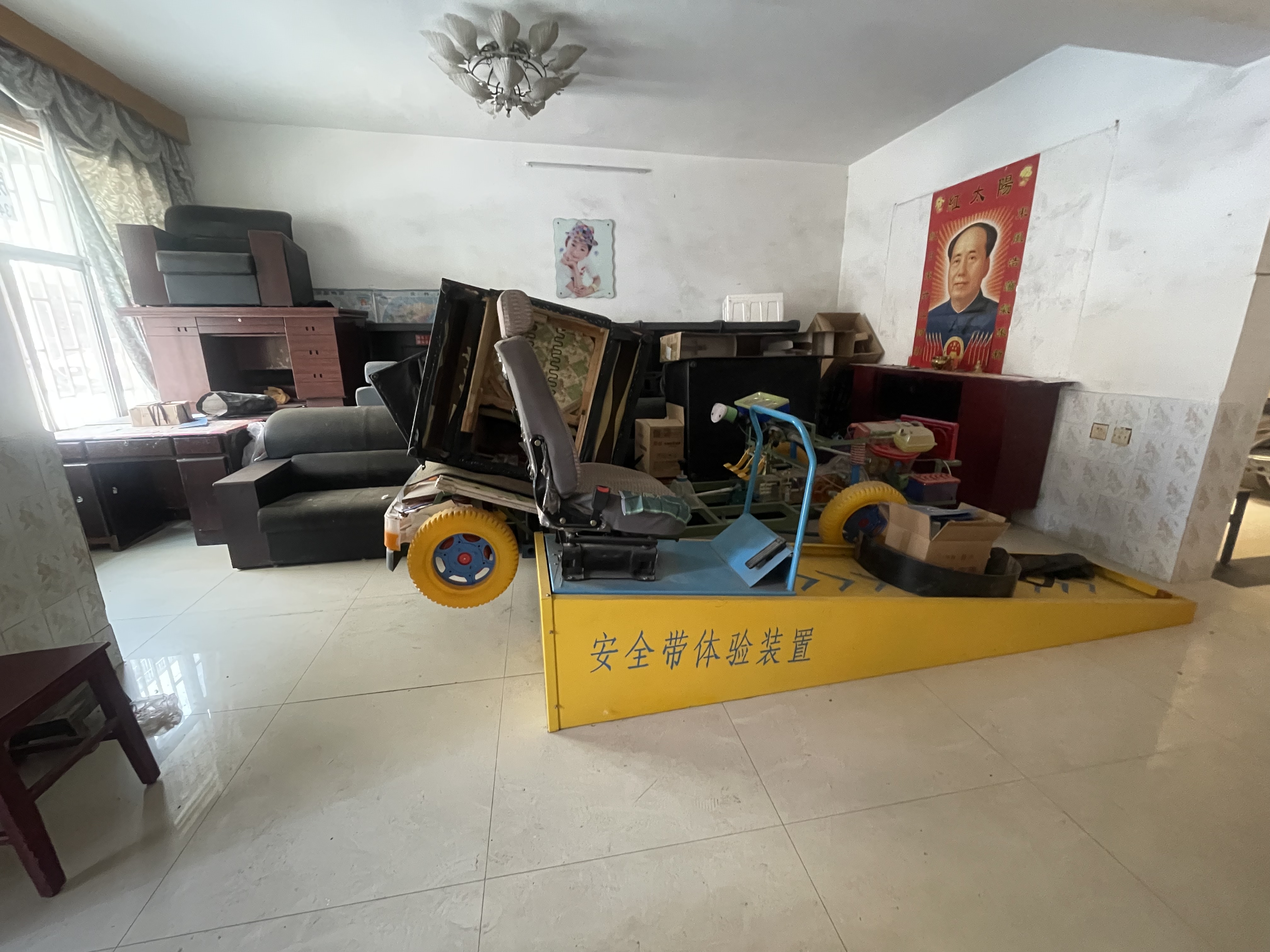 中百对面. 大洪社区私房 . 不动产证在手 .好养老好陪读好停车