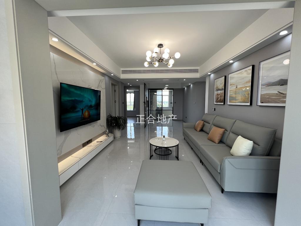 降价了，业主诚心出售，城西大盘，时代天骄，全新小高层，精装三房，一天未住，单价4900，证满二