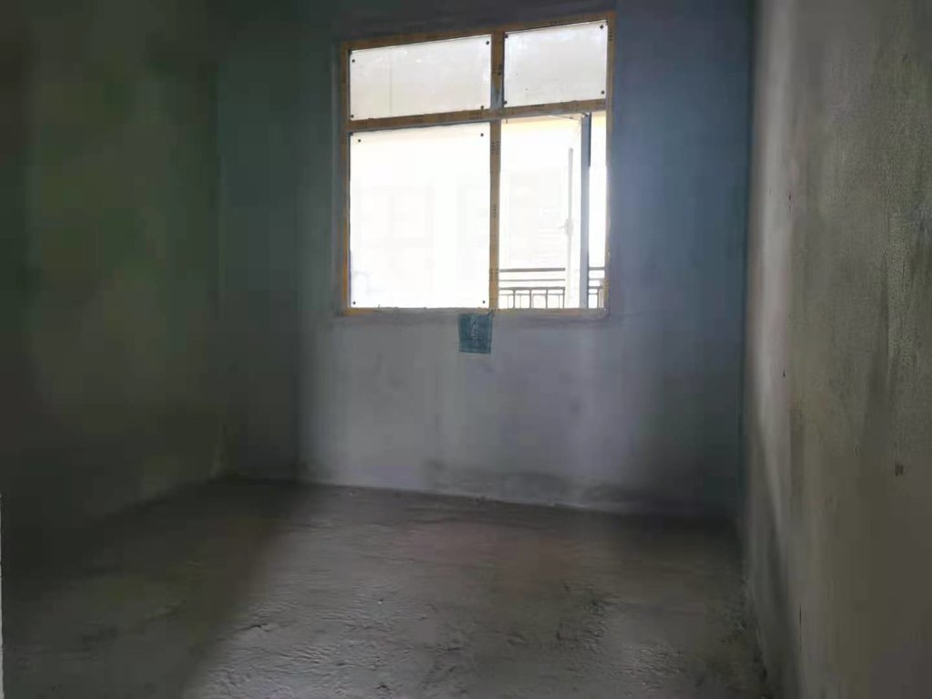 沔阳清华园毛坯三房好楼层视野好采光好业主诚心出售