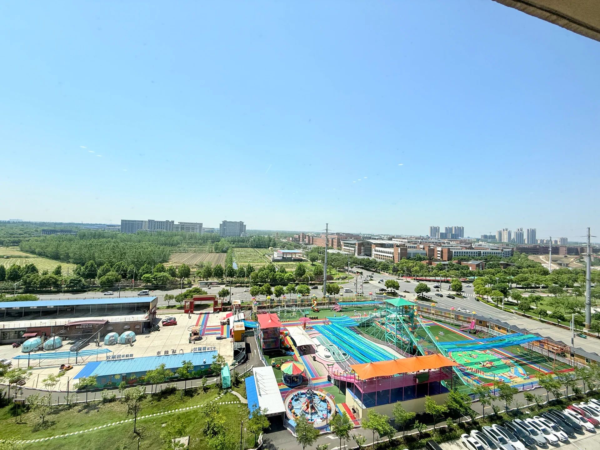 城南，碧桂园，毛坯四房，小高层12楼，四开间朝南，一梯一户，​几乎全新，看中再谈，