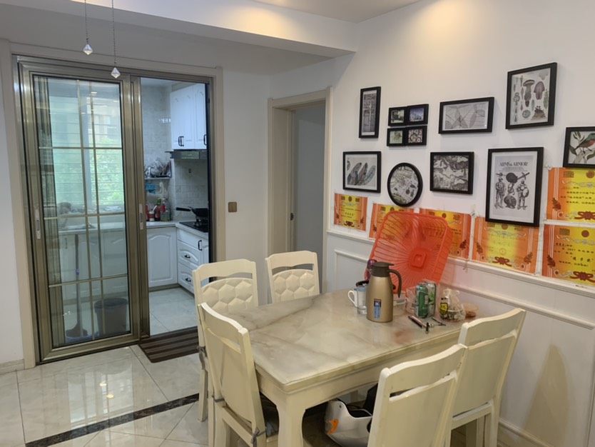 锦绣江山生态小区环境优美鸟语花香通透三房