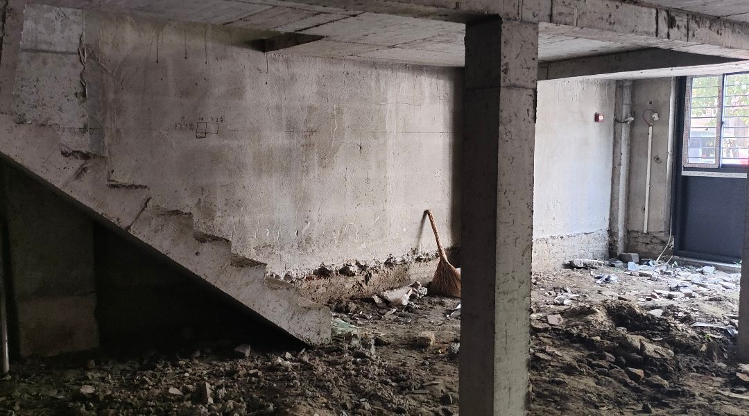 何李路水厂隔壁小区底商铺出售价格低