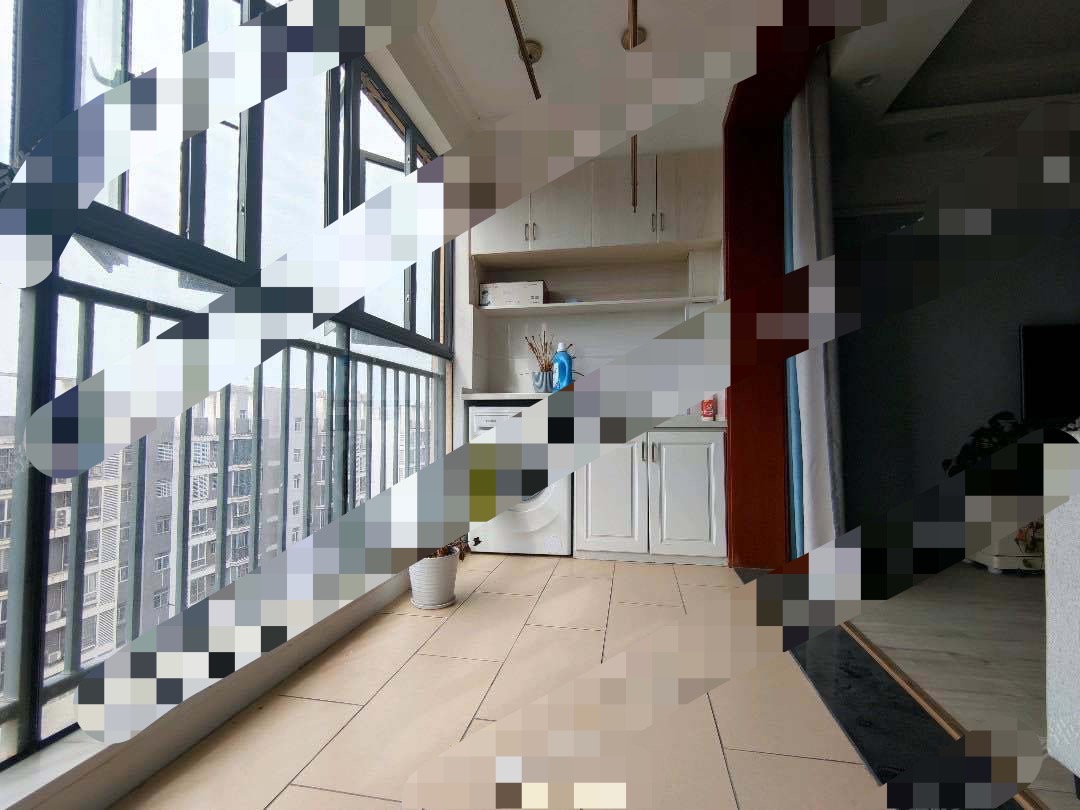 房东急售，城南，元泰D区，陡降价8万，中间楼层，下楼就是元泰三中朝阳晓学