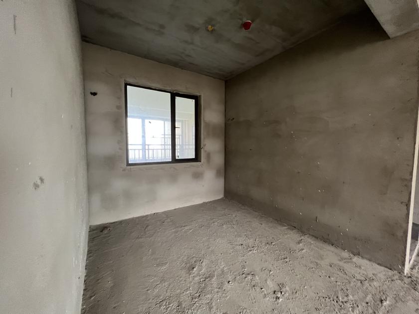 诚心出售，荣怀及第世家，送储藏室，手付6万直接拿下，速度捡漏