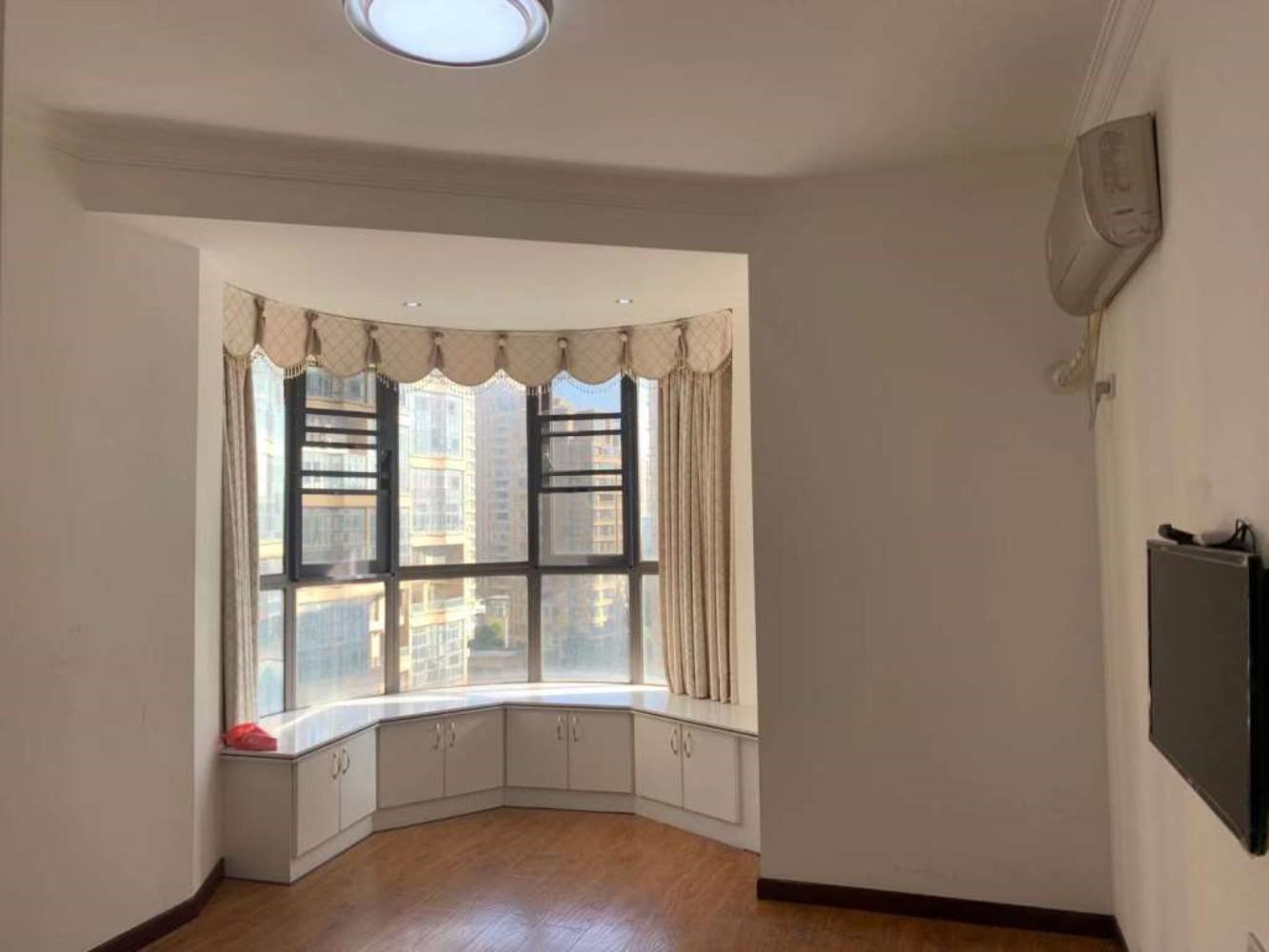 精致3室2厅2卫1阳台，小户型，大生活