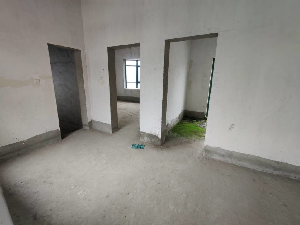 桃园居别墅职院对面有车库好停车带花园要便宜别墅的看过来