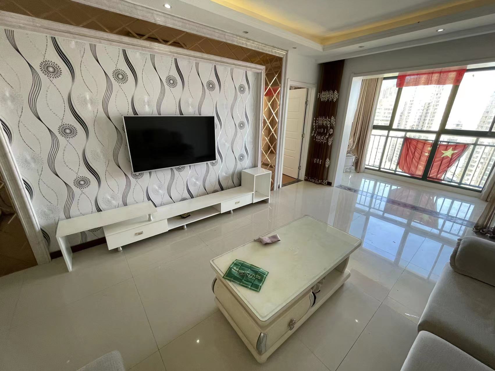 润泽天下三房中间楼层方便看房采光好带装修