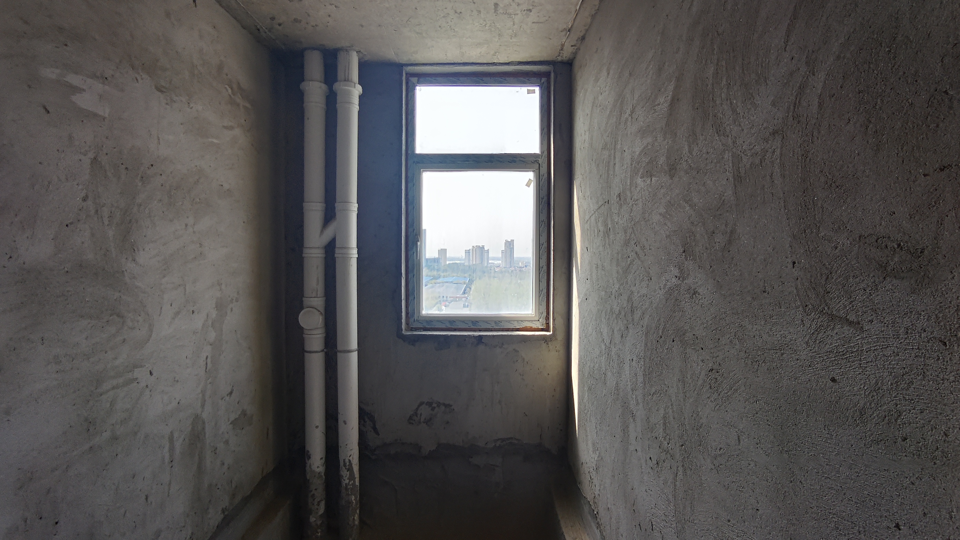 时代天骄.毛坯边户三房.证件满二.看房方便