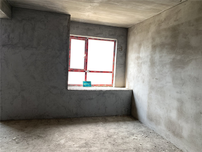 沔阳公馆毛坯三房看房方便