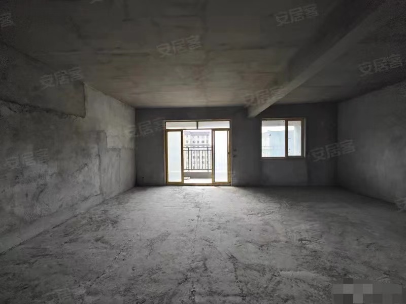 房东亏本出售，捡漏，拼手速城南，新城名都，单价5800，20楼边户，大三房