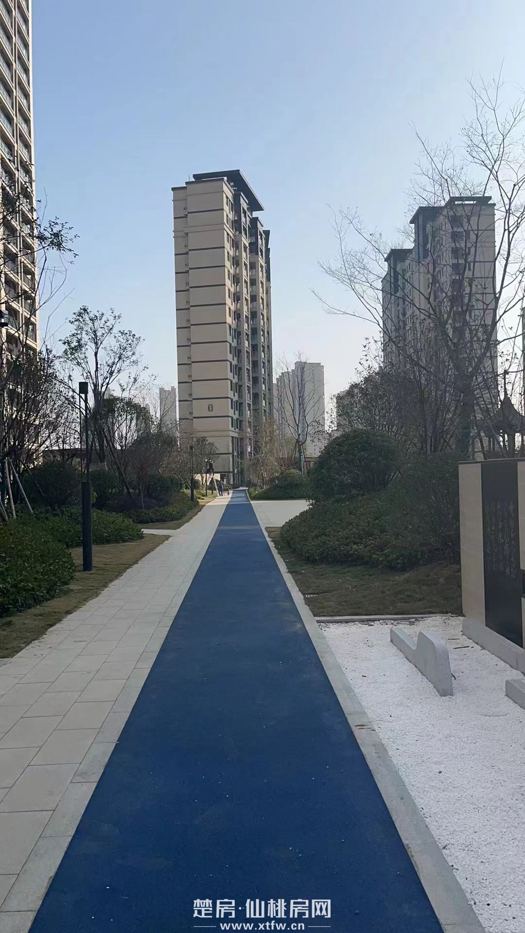 锦绣望府小高层四居，高品质绿化，临近公园、人民医院，毛坯新房