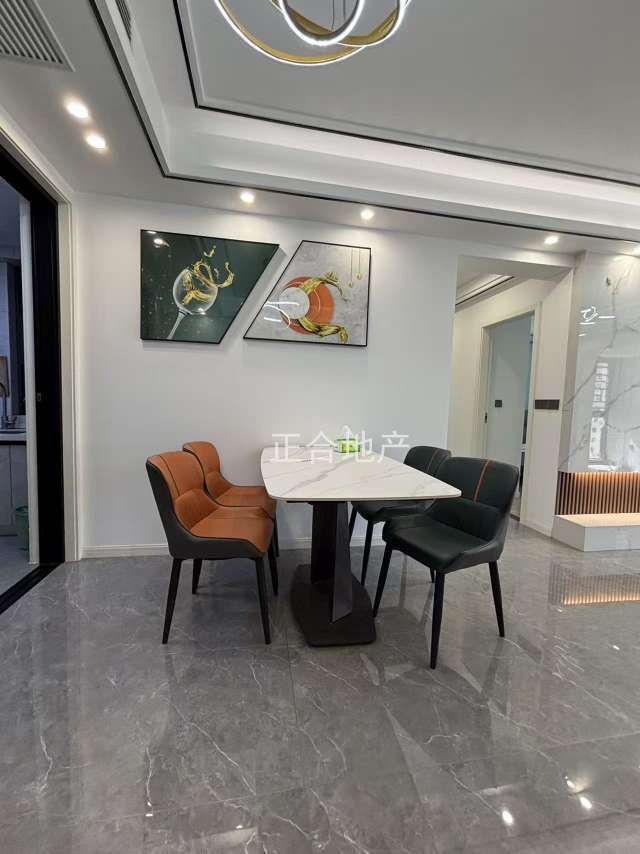 城南，森林国际翡冷翠，精装三房两厅两卫，证满二，电梯好楼层