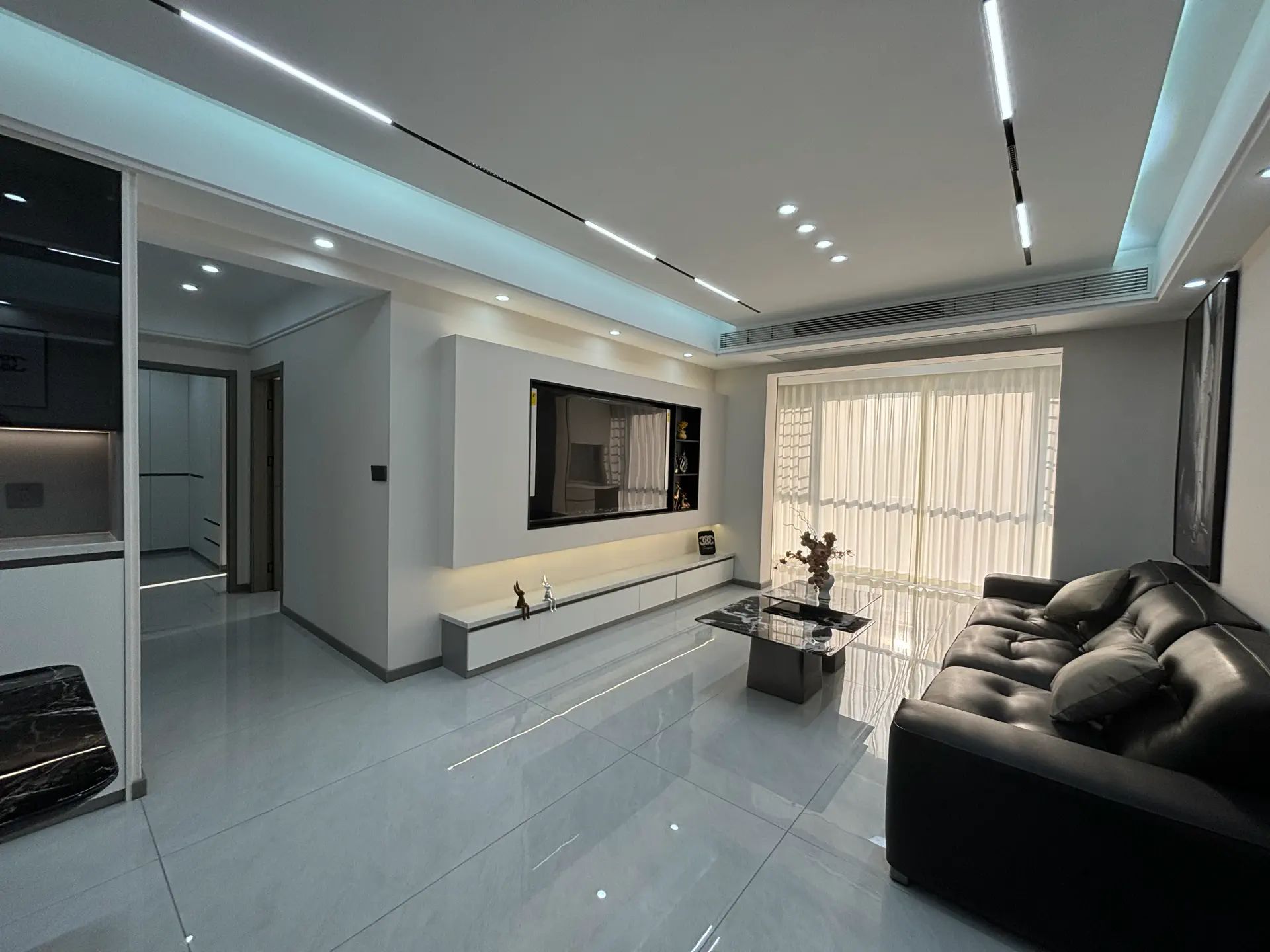 城南，沔街旁御湖世家，单价5字头，送地下车位，证满二年，业主诚心出售