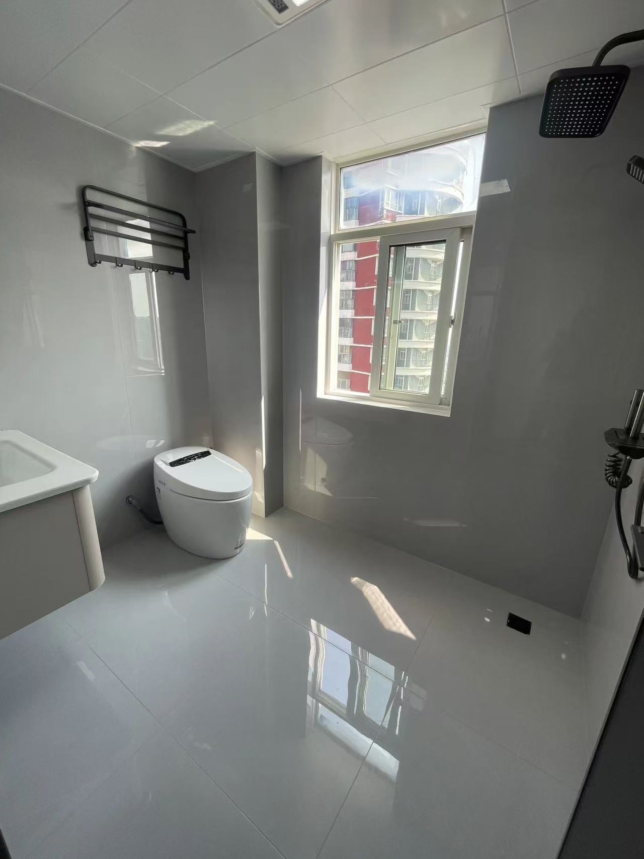 降价了，城南，福星城，边户，视野采光好，全新精装三房两卫，好楼层